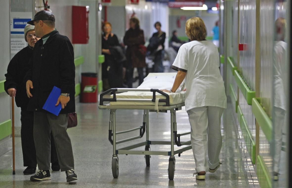 Mobbing, dottoressa denuncia il suo primario, condannato - La ...