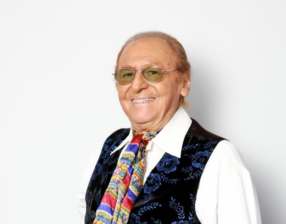 un pezzo di puglia sbarca su isoradio rete di viaggio tra loro anche arbore la gazzetta del mezzogiorno