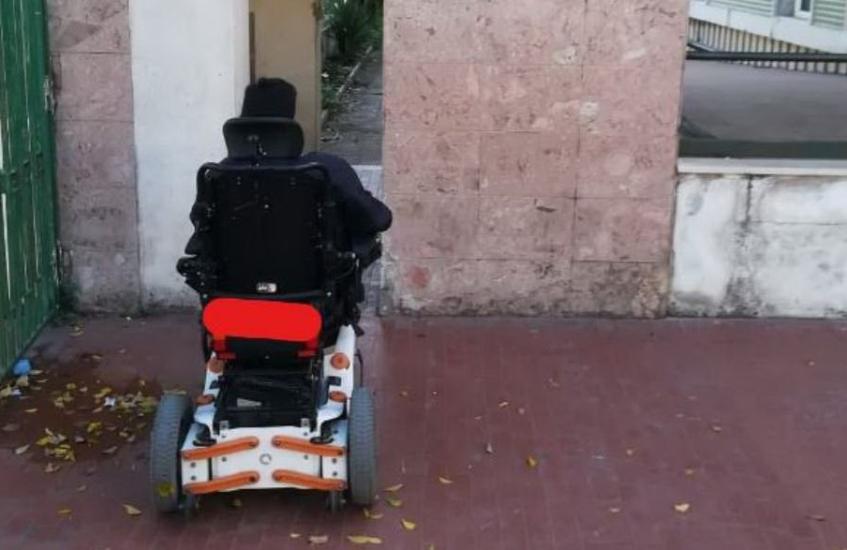 Disabili: a Trani è un percorso a ostacoli, la testimonianza