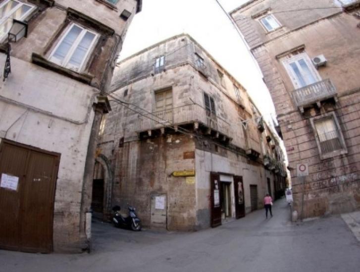 Taranto, case in vendita a 1 euro nel centro storico l'idea della