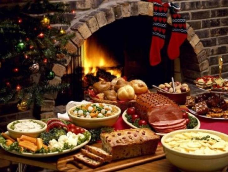 Regali e tavole natalizie, le famiglie pugliesi spenderanno 1.474 milioni