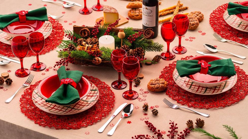 Cenone di Capodanno, i pugliesi hanno speso circa 160 milioni di euro Cenone di Capodanno, i pugliesi hanno speso circa 160 milioni di euro