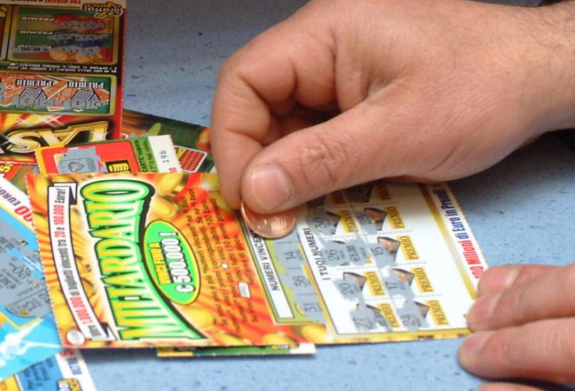 Cresce in Puglia e Basilicata la febbre da «Gratta e Vinci»