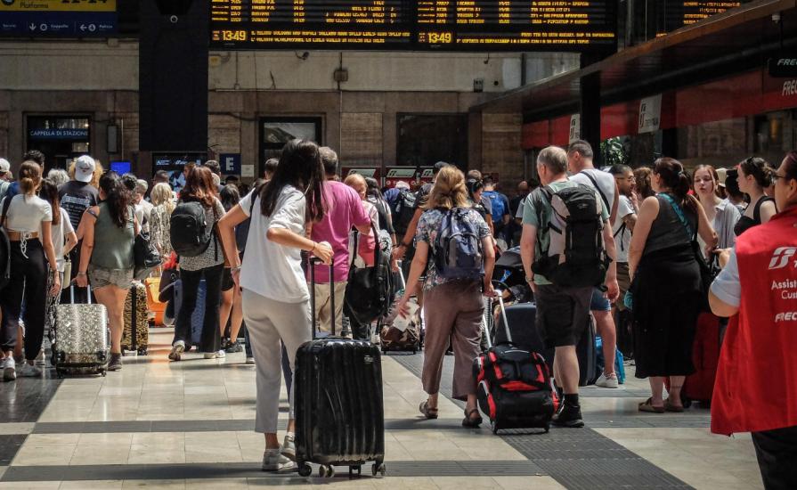 Emigrazione e denatalità, la Puglia s’attrezza