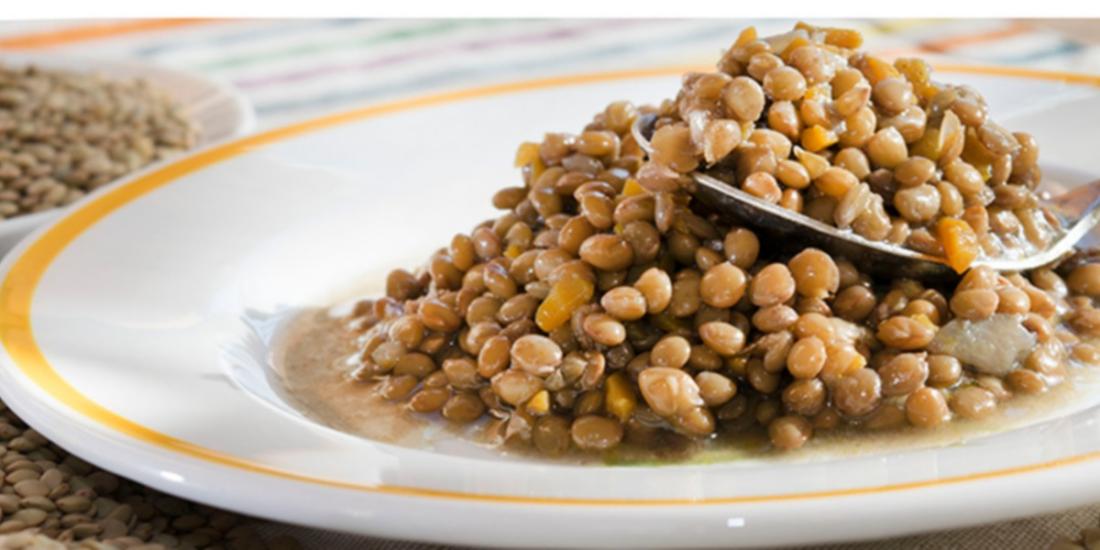 Cenone di Capodanno in Puglia, lenticchie portafortuna in 8 tavole su 10