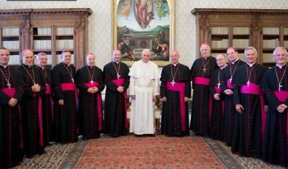 I vescovi delle diocesi pugliesi dal Papa il 18 aprile