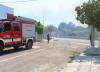 Lecce, un vasto incendio sta divorando la pineta di San Foca