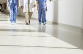 Ordini medici: "40mila camici bianchi in pensione entro il 2030, servono risorse"