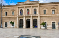 Fasano, due fratelli adottati ritrovano il padre dopo vent&rsquo;anni: &laquo;Pensavo sarei morto senza mai conoscerli&raquo;