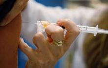 Covid in Puglia,  registrati 161 nuovi casi di infezione: una vittima. Record a Bari: il 50% vaccinato con una dose