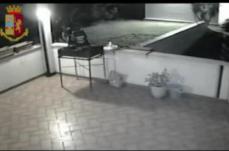 Matera, stupro di gruppo ai danni di due minorenni inglesi: due condanne e tre assoluzioni