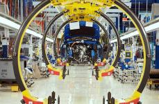 Stellantis, la svolta sull'elettrico pesa 22 miliardi