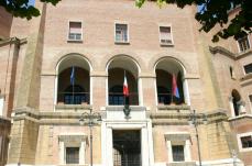 Occupazione suolo pubblico a Foggia, un iter semplificato per partiti enti religiosi e Terzo settore