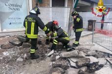 Perdita di gas metano durante lavori stradali in via 95º Reggimento Fanteria a Lecce