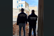 Lavoro nero e violazioni sulla sicurezza: controlli nel Leccese, sospese 16 attività