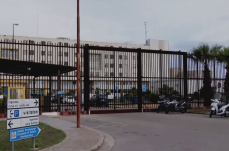 Lecce, il grido di dolore dal carcere arriva in una lettera dei detenuti: &laquo;Siamo troppi, &egrave; un girone infernale&raquo;