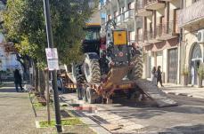 Incidente sul lavoro a Palo Del Colle: operaio 42enne colpito al volto da paratia, in ospedale in codice rosso