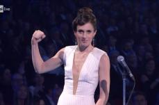 &laquo;Maestra, non maestro&raquo;: a Sanremo la salentina Carolina Bubbico corregge Laura Pausini