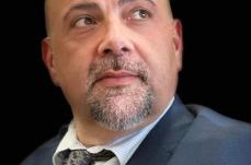 Atto intimidatorio nei confronti di un ex assessore di Brindisi: forati i pneumatici dell'auto