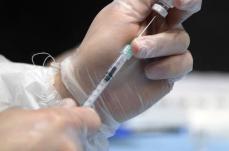 Vaccini, Andreoni: "Decisione Usa su calendario bimbi &egrave; preoccupante"