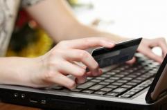 Bari, sventata maxi-frode informatica: azienda effettua bonifico dopo mail, recuperati 120mila euro