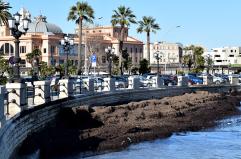 Spacciatori e parcheggiatori abusivi, emessi nuovi 5 divieti di accesso a Bari: non potranno avvicinarsi alle piazze