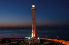 E luce sia: la metafora del faro