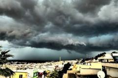 Venti di burrasca, temporali e grandinate: allerta gialla per le prossime ore in tutta la Puglia