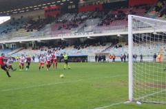 Calcio, Foggia torna al successo e il Taranto sfiora il colpo col Crotone