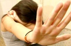 «Mi ha attirato nel suo appartamento con un'offerta di lavoro e mi ha molestato»: a Lecce arrestato 54enne «Mi ha attirato nel suo appartamento con un'offerta di lavoro e mi ha molestato»: a Lecce arrestato 54enne