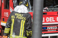 Rutigliano, vasto incendio nella sede di Terminal Puglia