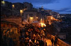 Santa Lucia, Trump e un presepe diverso