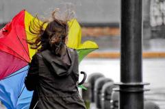Maltempo in arrivo: piogge intense e raffiche di vento colpiranno la Puglia. Scatta l'allerta gialla
