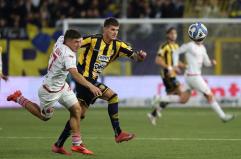 Juve Stabia commissariata per mafia, rinviata la sfida di mercoledì con il Bari. La Dda: «Lo stadio campano gestito dai clan» Juve Stabia commissariata per mafia, rinviata la sfida di mercoledì con il Bari. La Dda: «Lo stadio campano gestito dai clan»