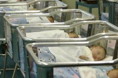 Matera, alla faccia dello spopolamento: in 24 ore nascono otto bambini