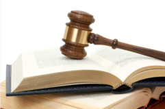 La magistratura cos&igrave; viene assoggettata a politica ed economia