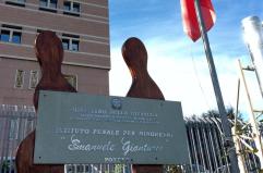 Potenza, 17enne esce dal carcere minorile per un permesso premio ma non rientra: ricerche in corso