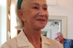 Helen Mirren in prima linea per salvare gli ulivi di Puglia: «Patrimonio prezioso quanto il Colosseo»