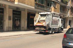 Lecce, la Tari più cara riaccende lo scontro: nuova lite fra maggioranza e opposizione