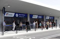 Bari, apre il nuovo terminal bus: fari puntati su traffico e sicurezza. Le voci dei pendolari: «Sembra di stare al Nord» VIDEO