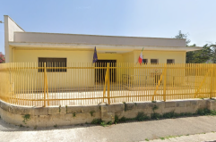 Frigole, la scuola non può riaprire: gli alunni dovranno fare i pendolari