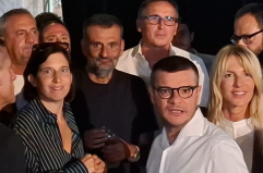 Centrosinistra, parte il valzer delle alleanze tra liste civiche: Decaro a Strasburgo, a Bari incontro Leo-Cusmai