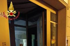 Trinitapoli, assalto al bancomat nella notte: «banda della marmotta» fugge a mani vuote