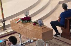 Palombaio, folla commossa ai funerali di Mimmo Colasanto: l'ex dg dell'Asl morto in un incidente stradale