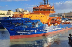 Porto di Brindisi, arrivata la ong Solidaire: 65 migranti a bordo, almeno 3 i minori non accompagnati