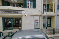 Acquaviva delle Fonti: bancomat Unicredit fatto saltare nella notte, indagini in corso