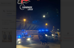 Lecce, doppio intervento dei Carabinieri contro lo spaccio: a Vernole oltre la droga trovati 11mila euro