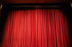 Non si può far teatro se non c'è la dignità