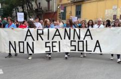 In 300 in piazza a Foggia per Arianna, vittima di deepfake porn