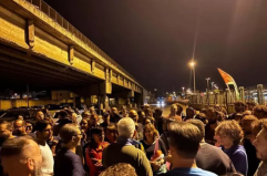 Nave Seasalvia in porto a Taranto, attivisti: «No greggio per Israele». Sindacalista aggredito